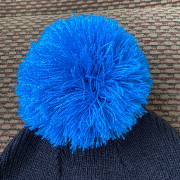 “HAPPY” black winter hat from “Trolls” with Turquoise ball -almost new - Picture 3 of 4